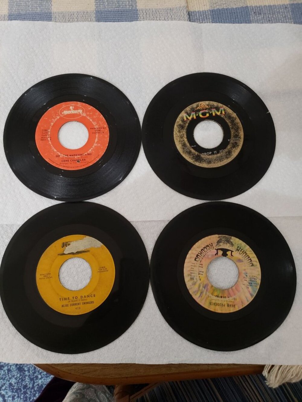 Lot of 4 Vintage 45 RPM Records Soul Pop Crafts Upcycle Decor As-Is
